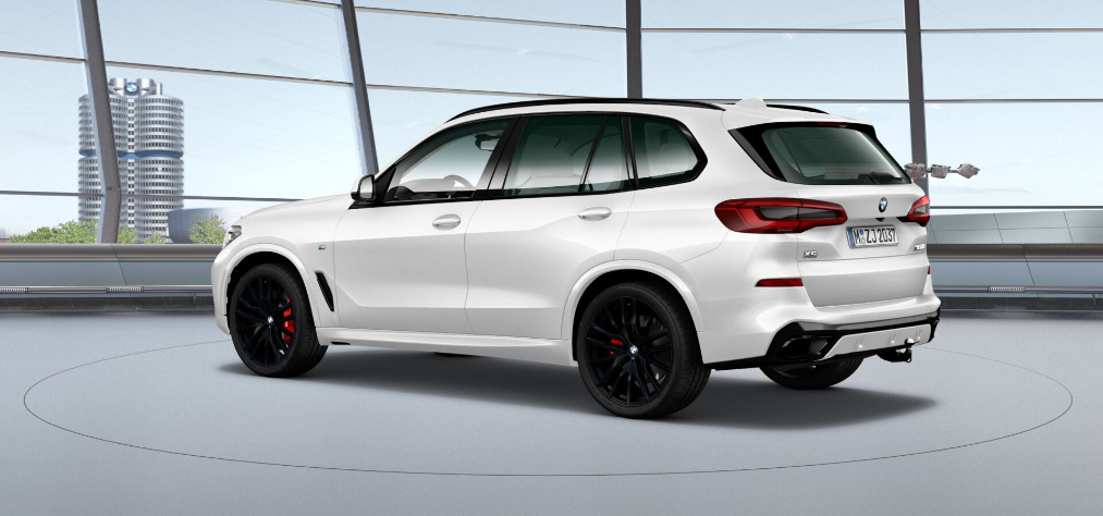 BMW X5 M50i | nový model | SUV | V8 benzin | 530 koní | maximální výbava | nákup online | super cena 